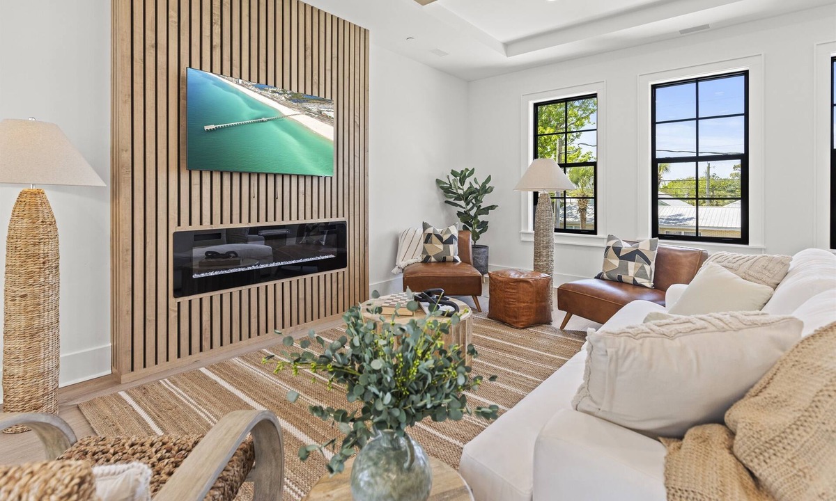 Laguna Beach House | 214 Toledo Place | Beachfront Getaway