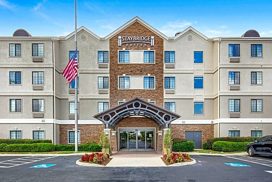 Oak Hotel | 3-Star Hotel ∙ Staybridge Suites Gulf Shores, an IHG Hotel