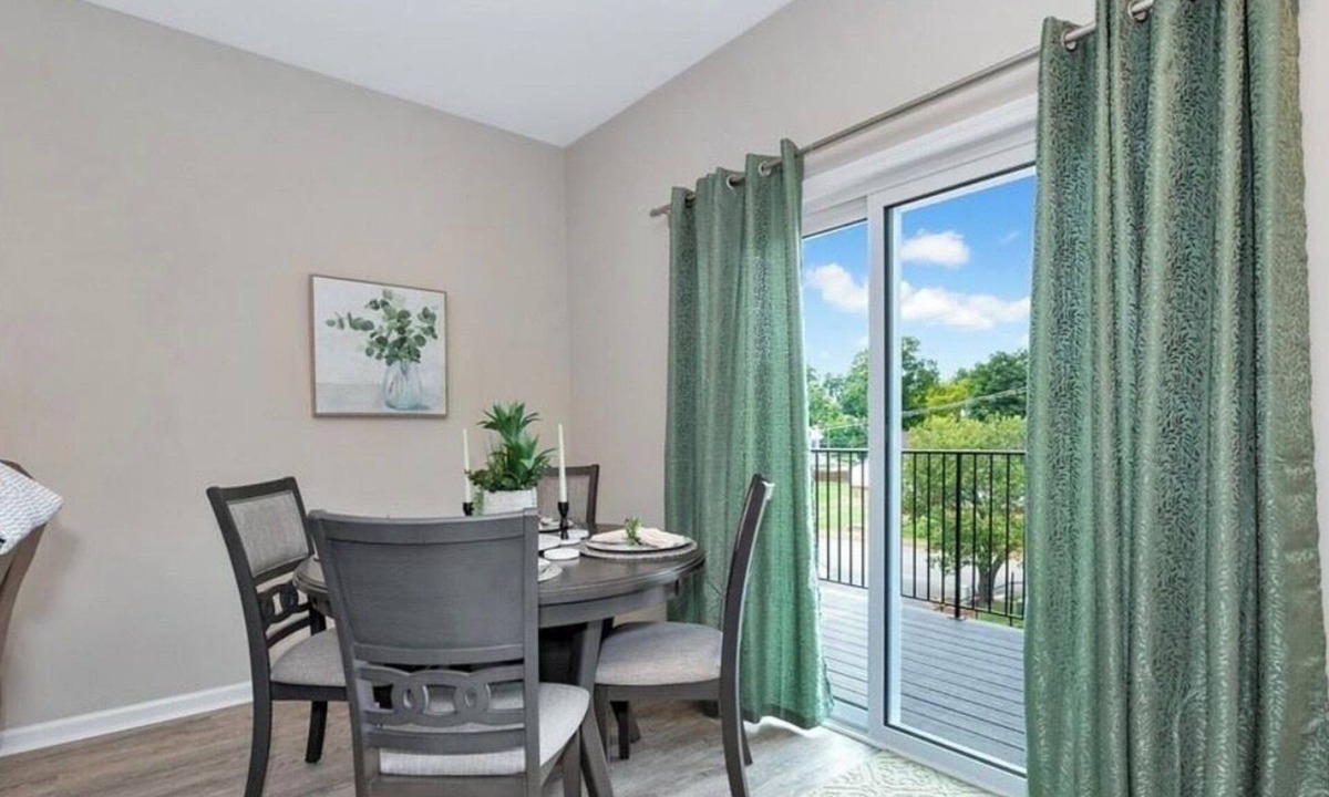 Huntsville Apartment | 3A Charming new 2-bedroom apartment 10 m from aquatic ct downtown& hospital