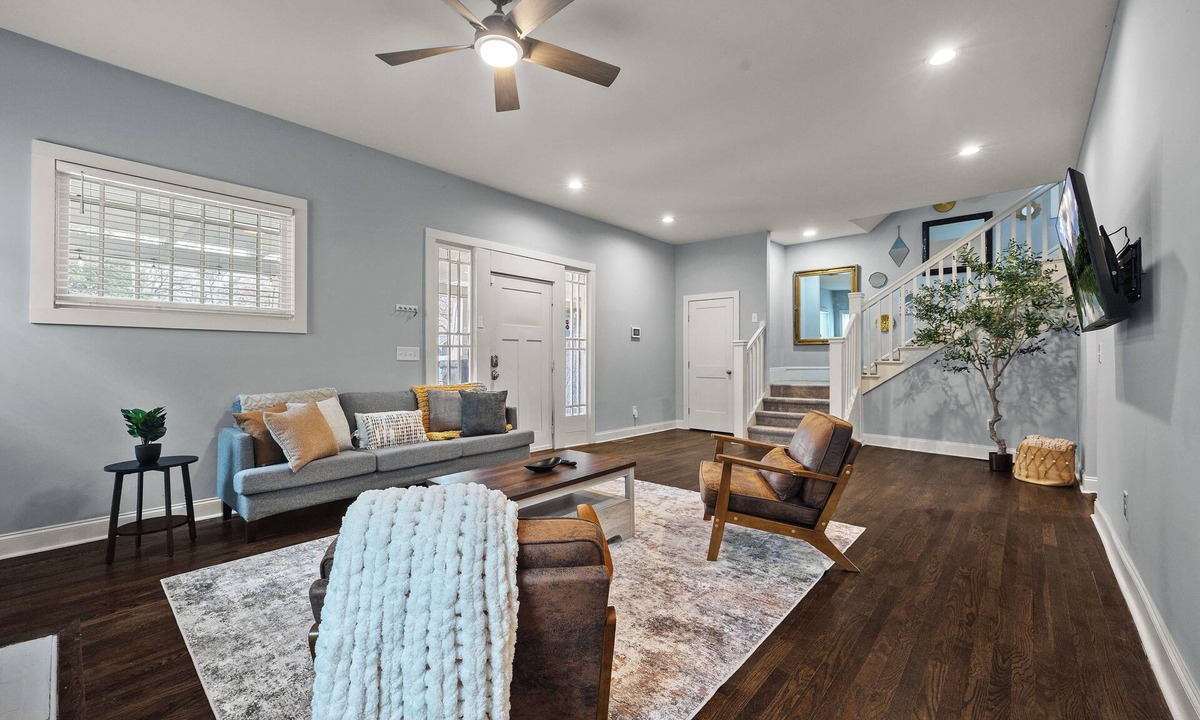 Westview House | 3BR Atlanta Retreat Near Benz Stadium