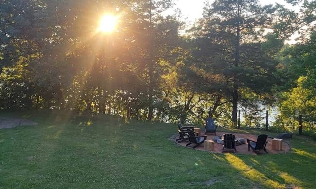 Poynette House | #4 Riverfront Lodging. Beach, Boat, Fish, Hike.