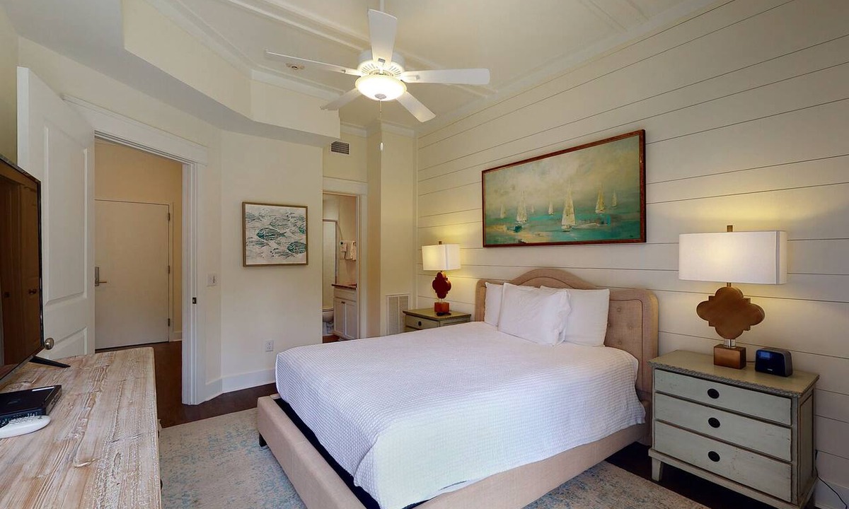 King City Condo | 400 Ocean Suites at the Heart of St.Simons Pier Village
