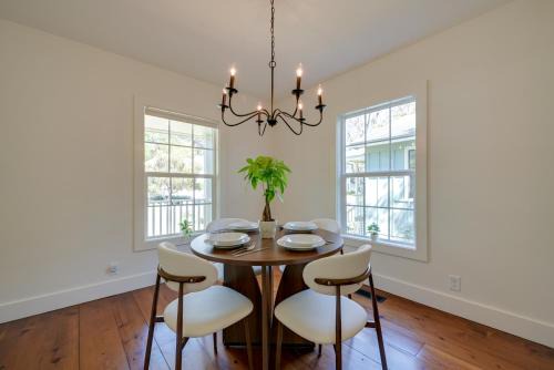 Saint Simons Island House | 5 Mi to Pier Village: Coastal Jade Cottage