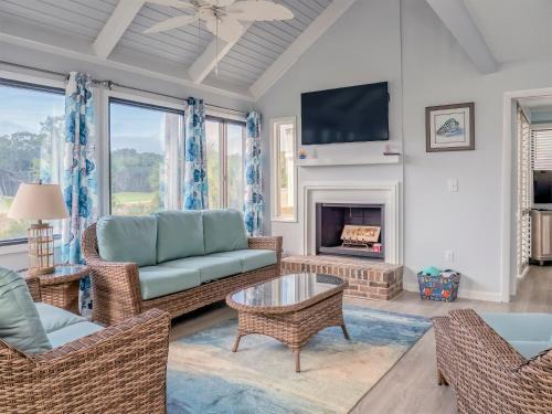 Sealoft Villas House | 928 Sealoft Villa