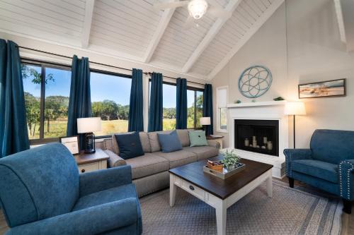 Sealoft Villas House | 929 Sealoft Villa