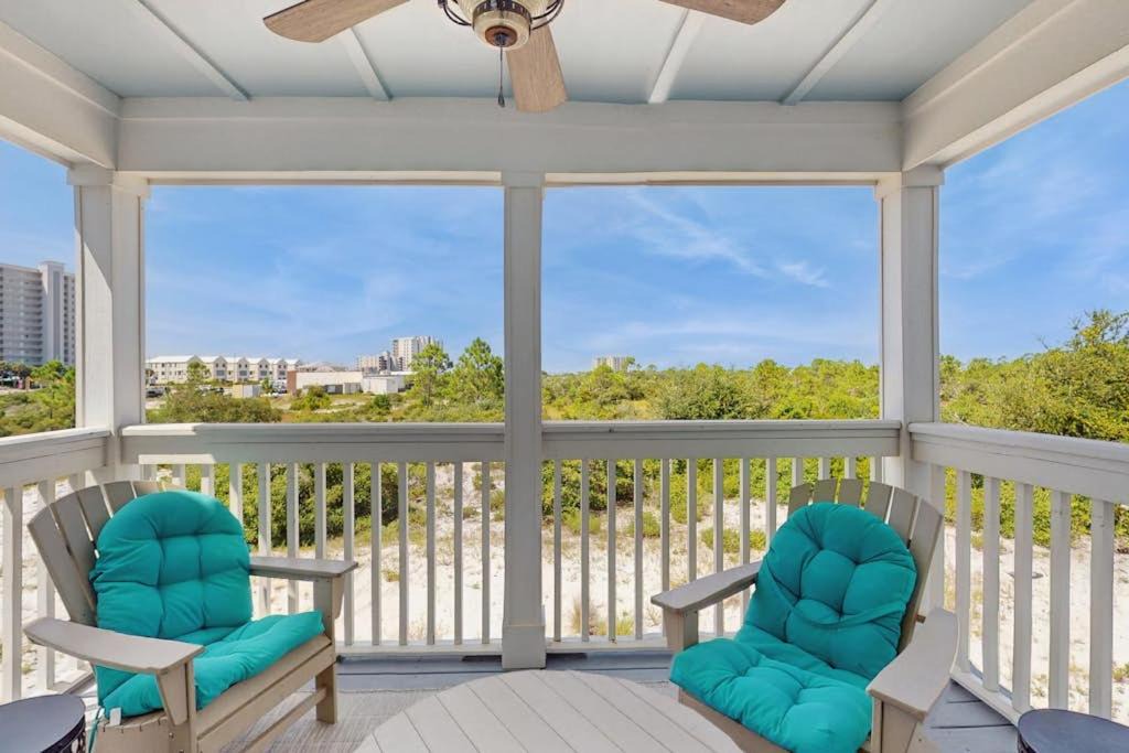 Ono Island Villa | Airy townhouse with pool hot tub central AC & washerdryer - dog-friendly