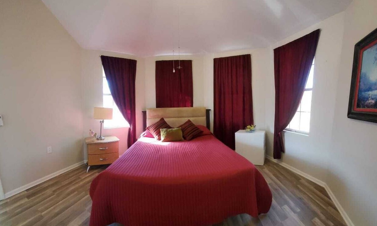 Marietta House | Amazing 2Bd/1Bth guest suite & Private tree house