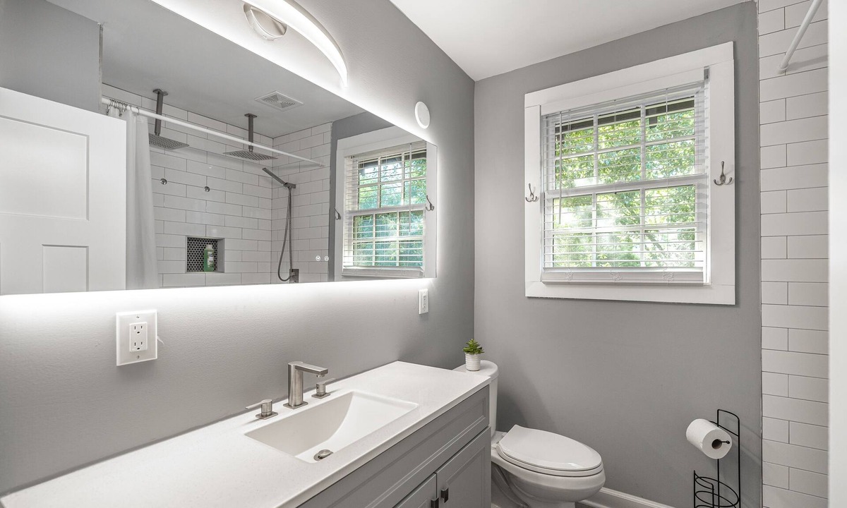 Wesley Heights House | Amazing & Luxury Wesley Heights Home