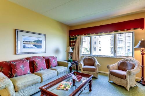 American Beach Apartment | Amelia Island Plantation Condo with Side Ocean View, Balcony, WiFi & Shared Pool