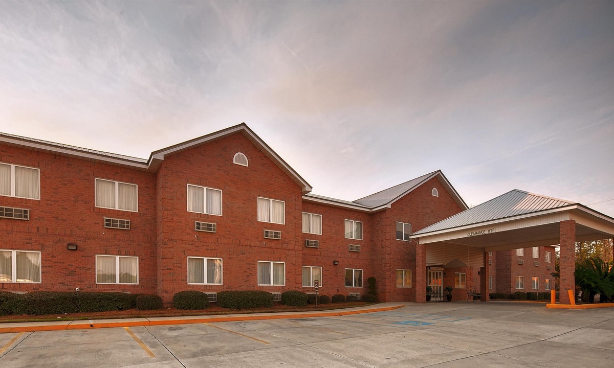 Wiggins Hotel | Americas Best Value Inn Wiggins