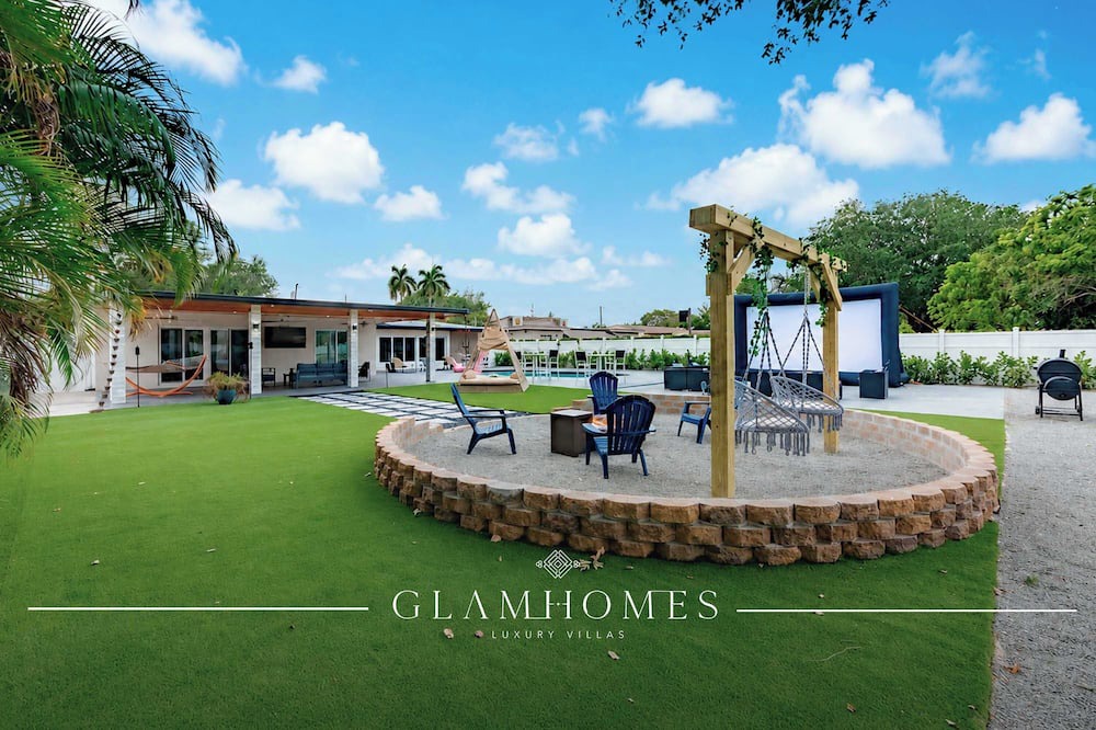 Golden Glades Villa | Athletic Villa | Football Field | Gym | Cinema