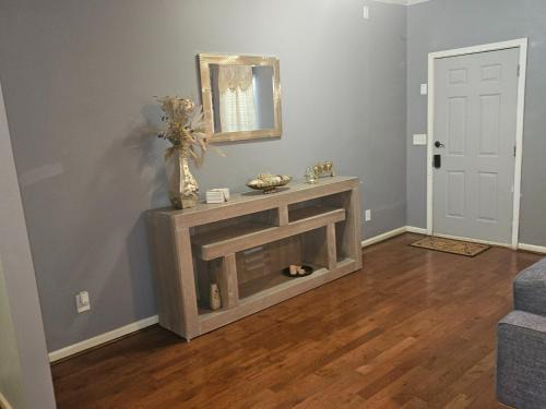 Downtown Atlanta House | Atlanta's Furnished Rooms- Walk to Ga Aquarium, GWCC & Mercedes Benz Stadium
