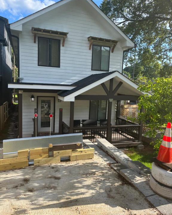Summerhill House | Atlanta Unit 2 Room 3 - Atlanta Bests Kept Secret Private Bedroom & Bathroom