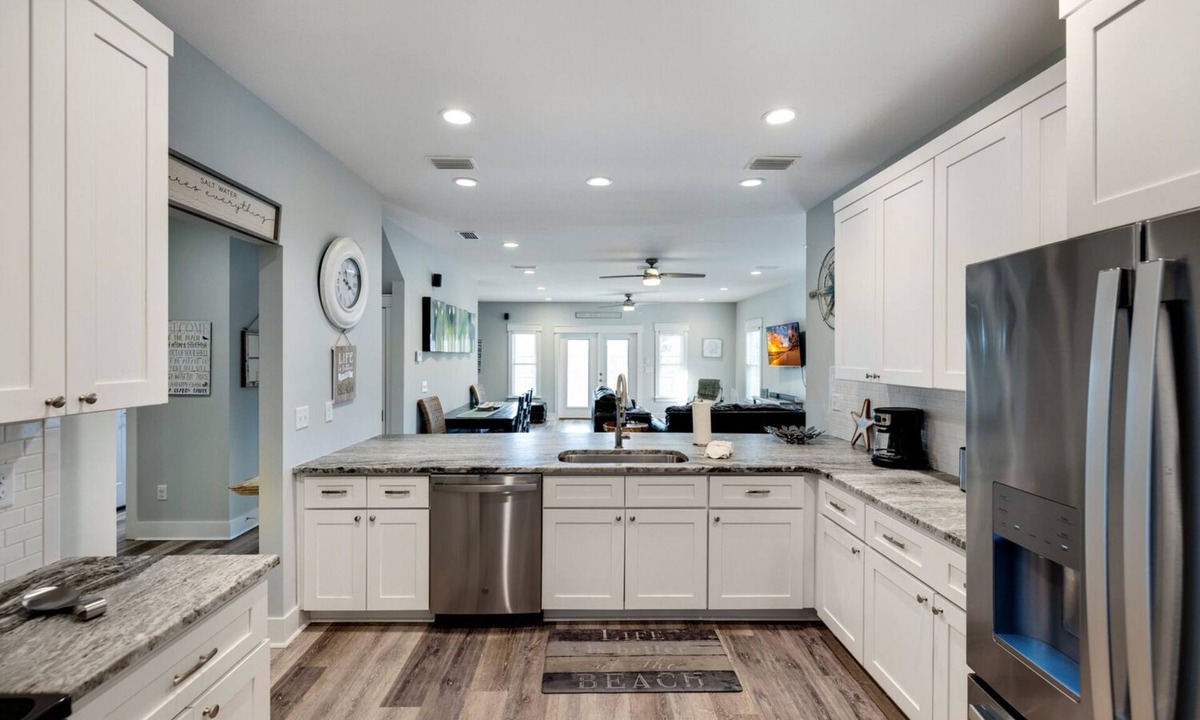 Inlet Beach Heights House | Beach House w/Private Heated Pool, pet friendly - 21yo & UP