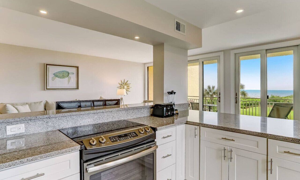 Fernandina Beach Apartment | Beachfront Bliss with spectacular views