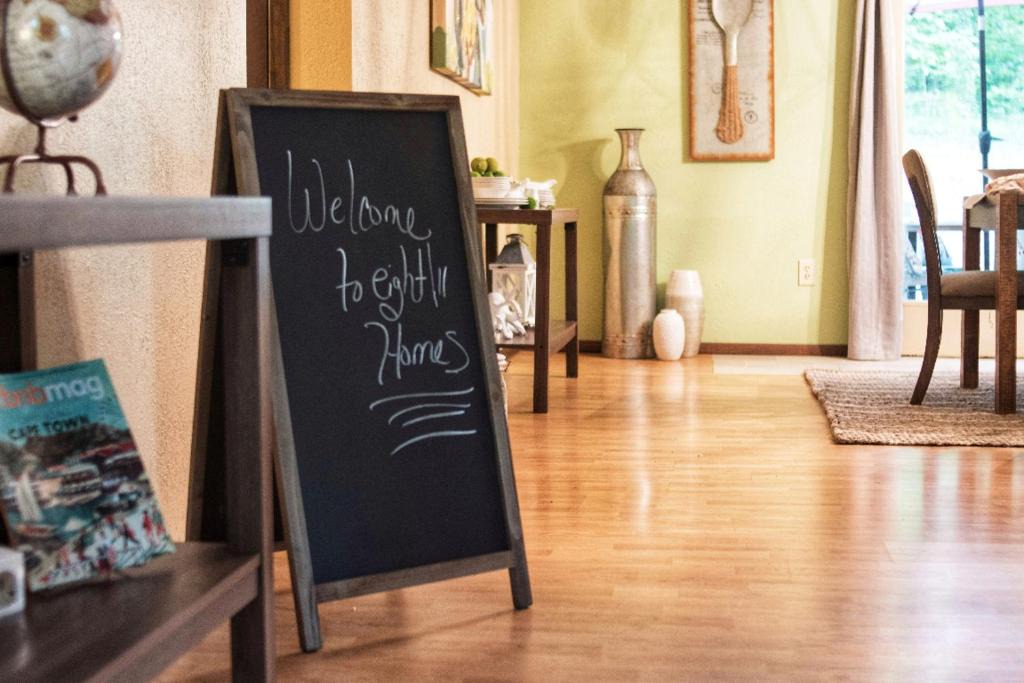 Jonesboro House | Beautiful & Spacious Home Great for a Group Getaway.