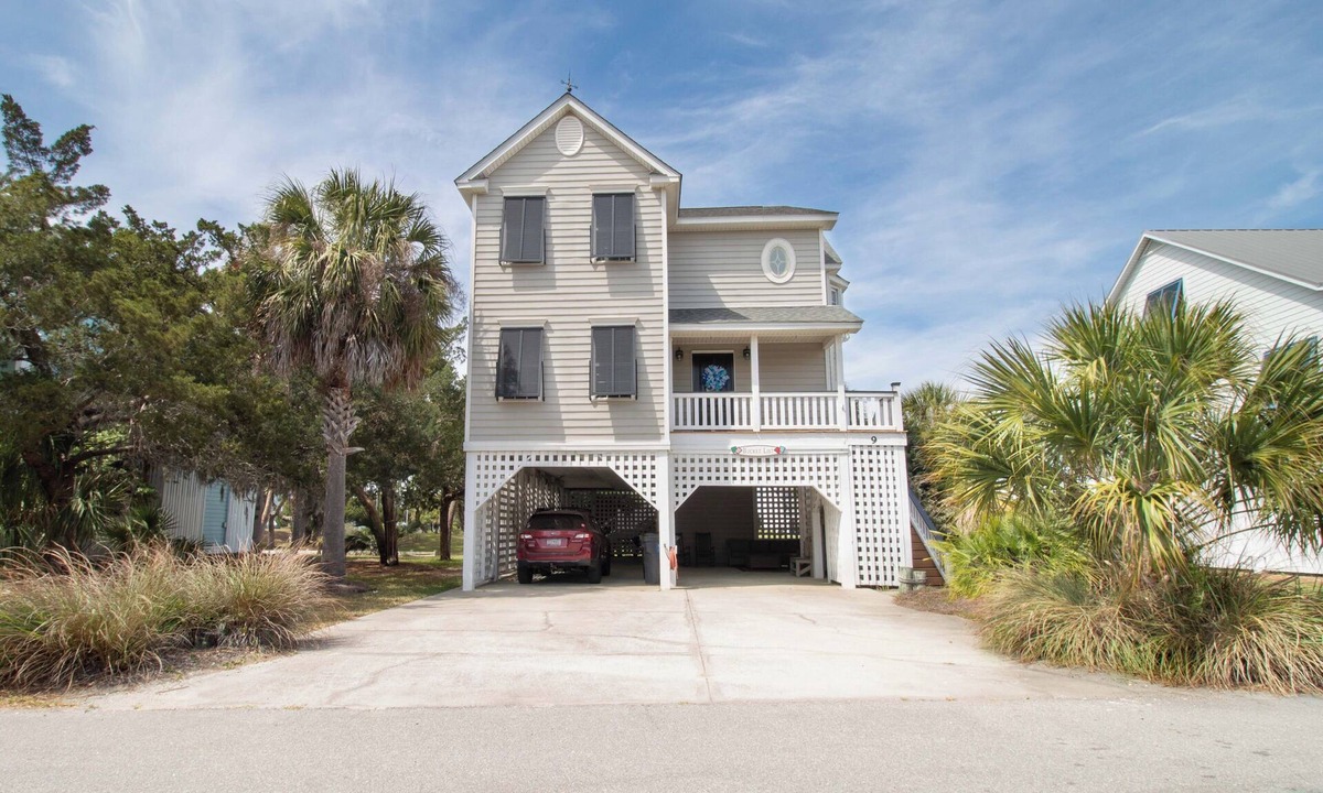 Ocean Ridge House | Bucket List - Beautiful golf course views