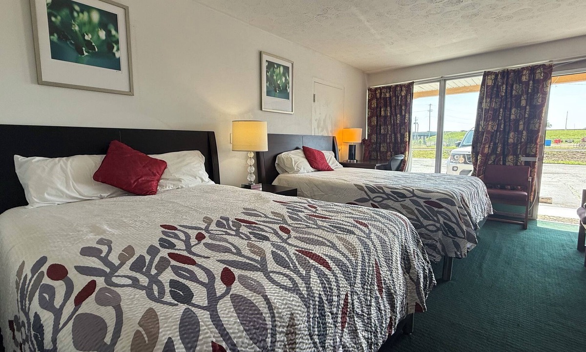 McDonough Hotel | Budget Inn