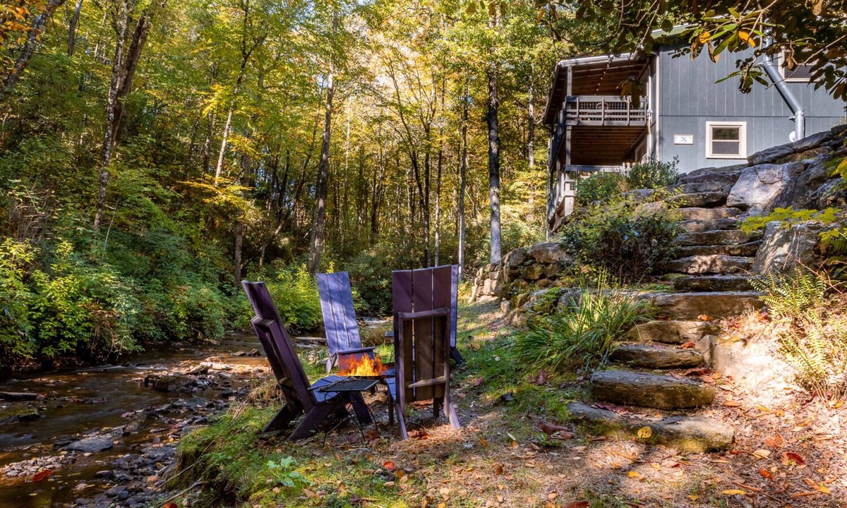 Lake Toxaway Cottage | By the Creek | Charming Cottage on a Creek
