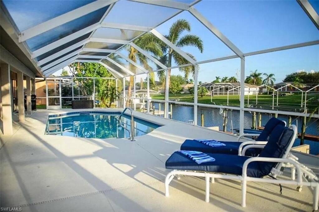 Fort Myers House | Cape Coral Water Front Paradise