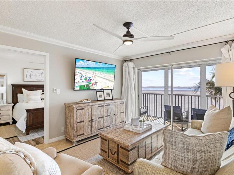 South Island Apartment | Castle Beach 206