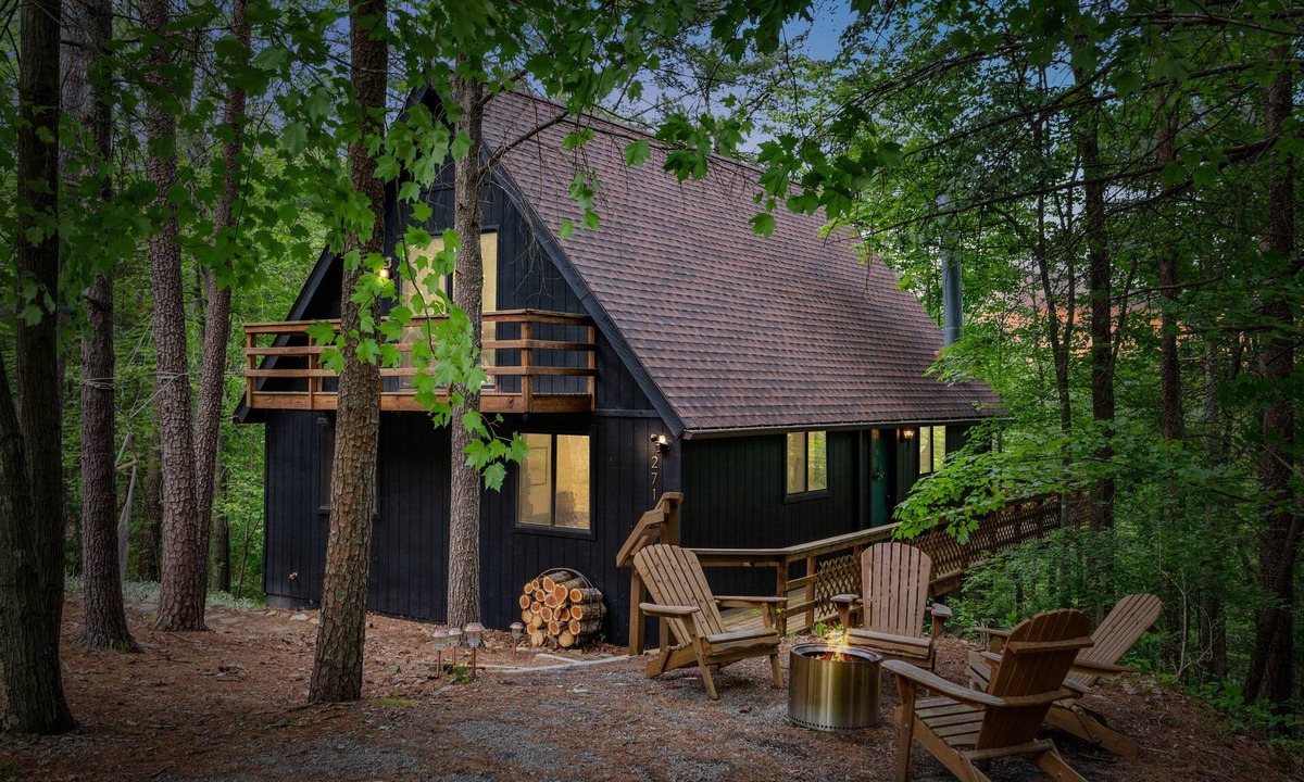 Basye Ski Chalet | Chalet Malm | Fire pit | Close to Bryce Resort
