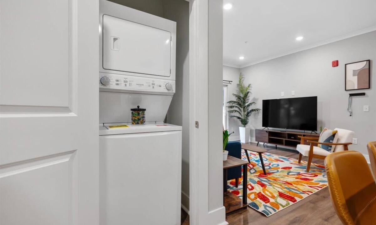 Port Wentworth Apartment | Charming 2-bedroom apartment with AC, WiFi in welcoming Port Wentworth