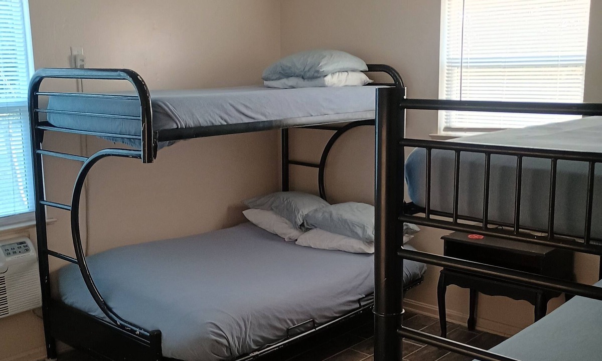Greenwood House | Charming 2-bedroom house in peaceful Greenwood near Caverns SP. No pet fee.
