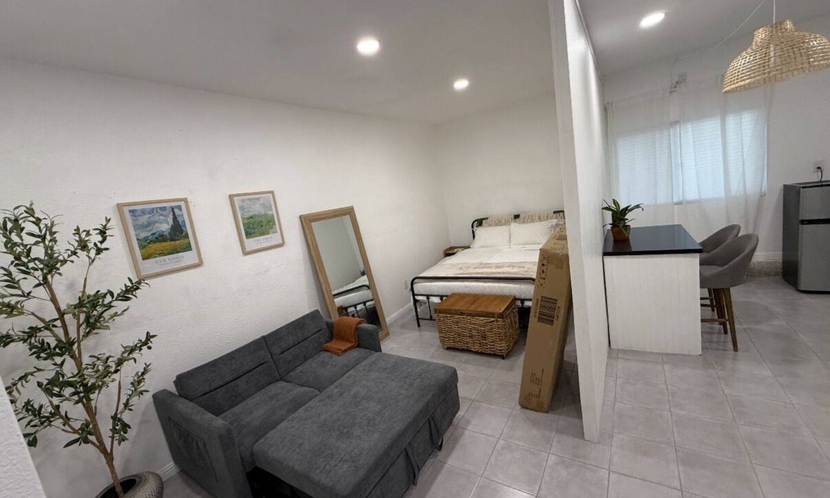 Colton Apartment | Charming studio