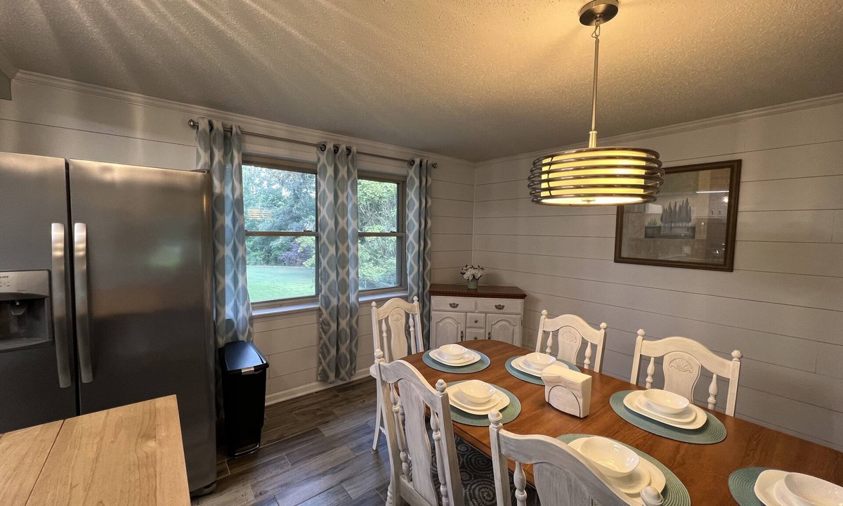 Newton House | Cheerful, relaxing ranch in quiet neighborhood with fire pit