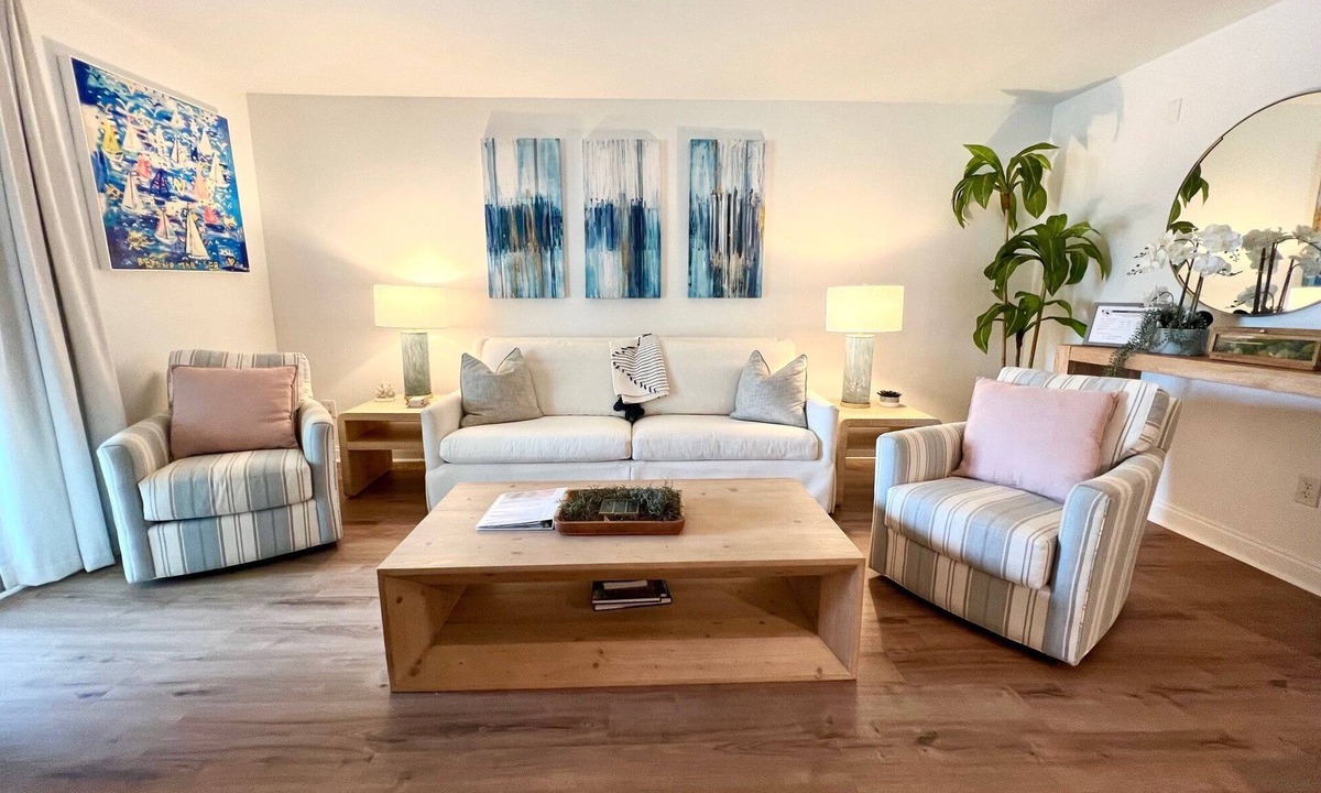 Seabrook Island Villa | Chic Oasis. Pet friendly. Club access included.