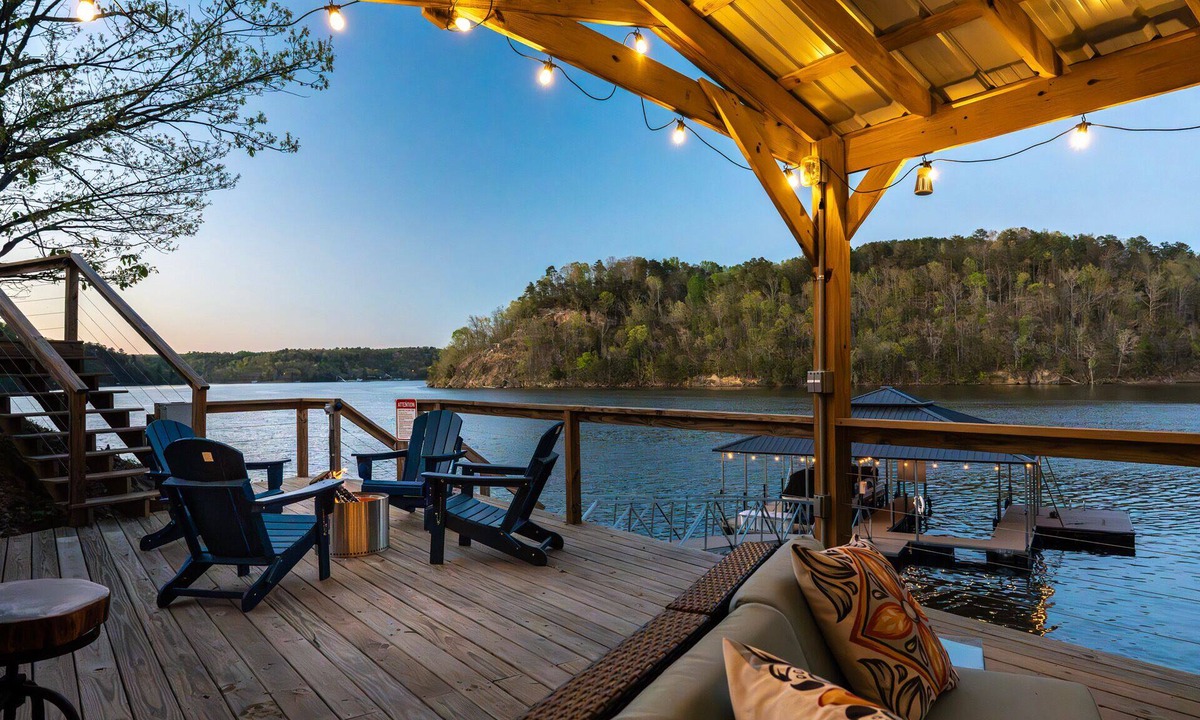 Bremen House | Clearwater Shores-Waterfront Stunning Views-Smith Lake, AL-5 Bedrooms-Near I-65
