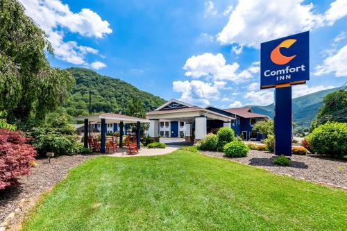 Maggie Valley Hotel | Comfort Inn near Great Smoky Mountain National Park