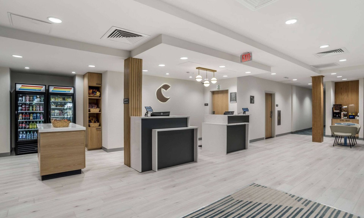 West Panama City Beach Hotel | Comfort Inn & Suites Panama City Beach - Pier Park Area