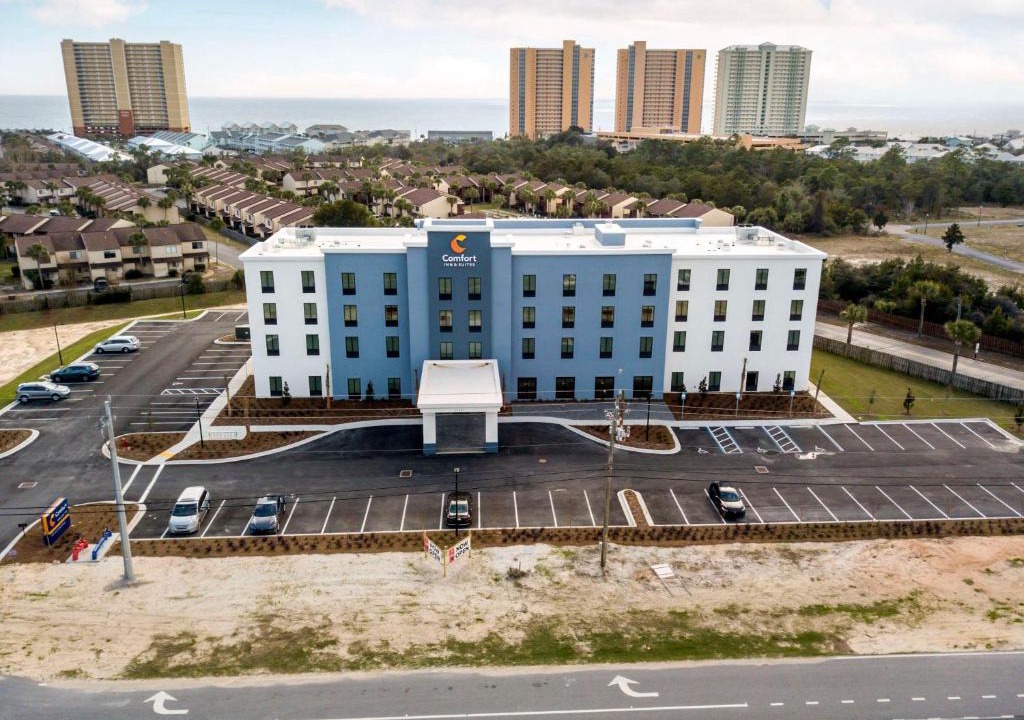 West Panama City Beach Hotel | Comfort Inn & Suites Panama City Beach - Pier Park Area