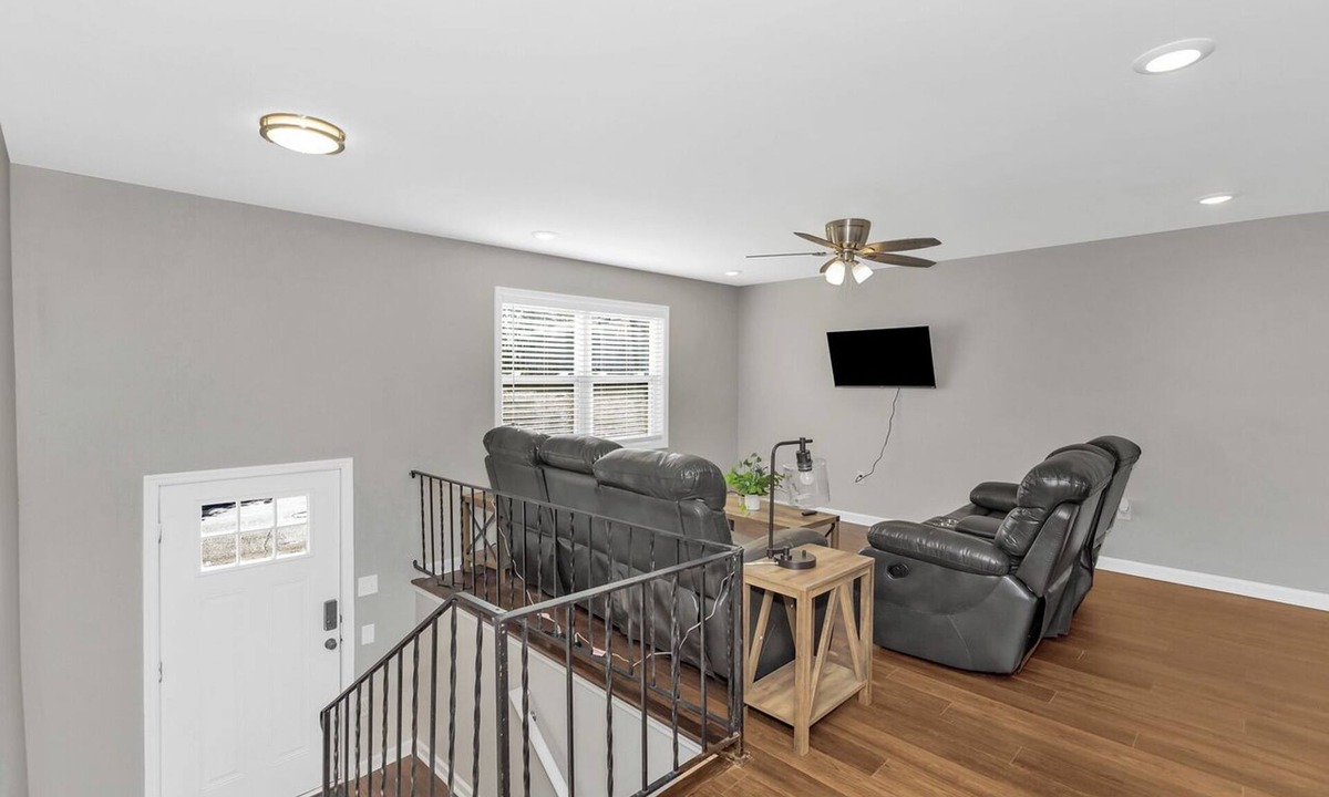Huntsville House | Comfy 4Br + 2 Bath with Office Space