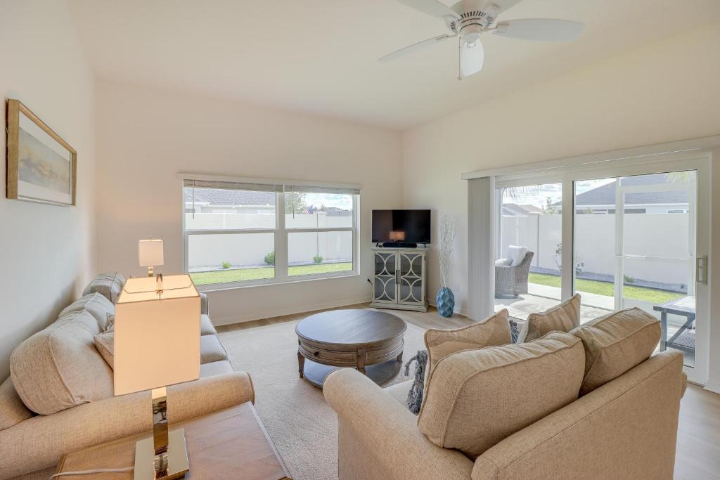 Okahumpka House | Community Pool & Tennis Court: Gem in The Villages