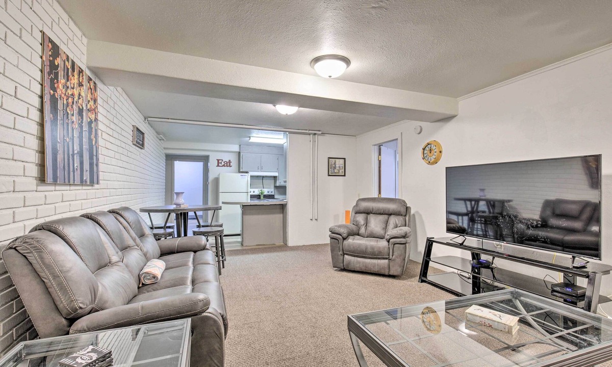 Tomahawk Apartment | Convenient Tomahawk Apt - Snowmobile & Ski!