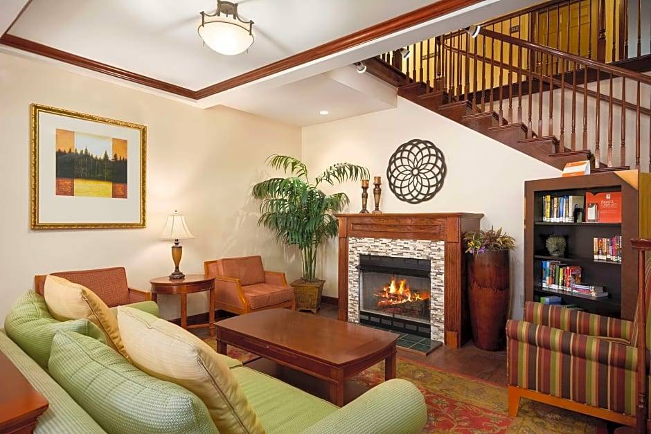 Morrow Hotel | Country Inn & Suites by Radisson, Atlanta I-75 South, GA