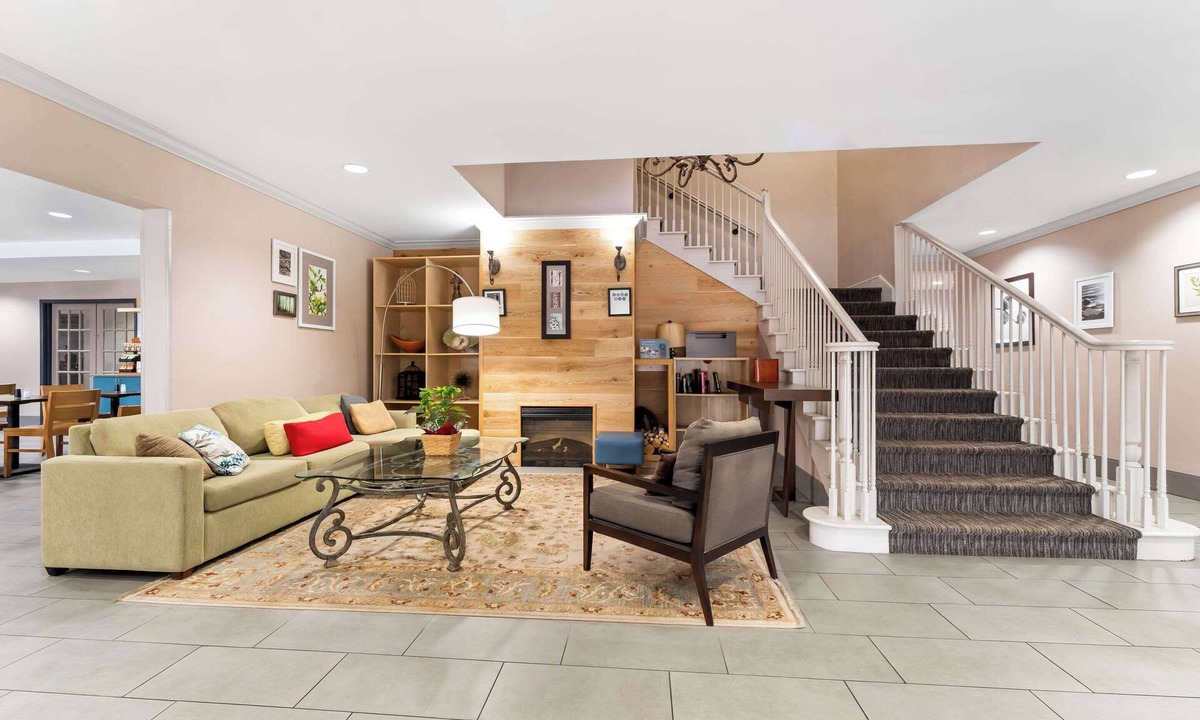 Macon Hotel | Country Inn & Suites by Radisson, Macon North, GA
