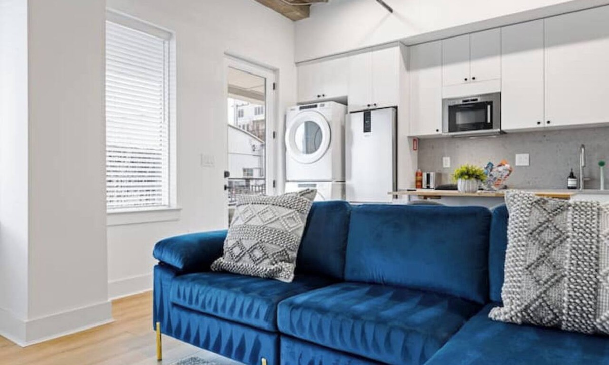 Virginia Highland Condo | Cozy 1-bedroom condo, fitness room in brilliant Atlanta-Ponce City Market Area