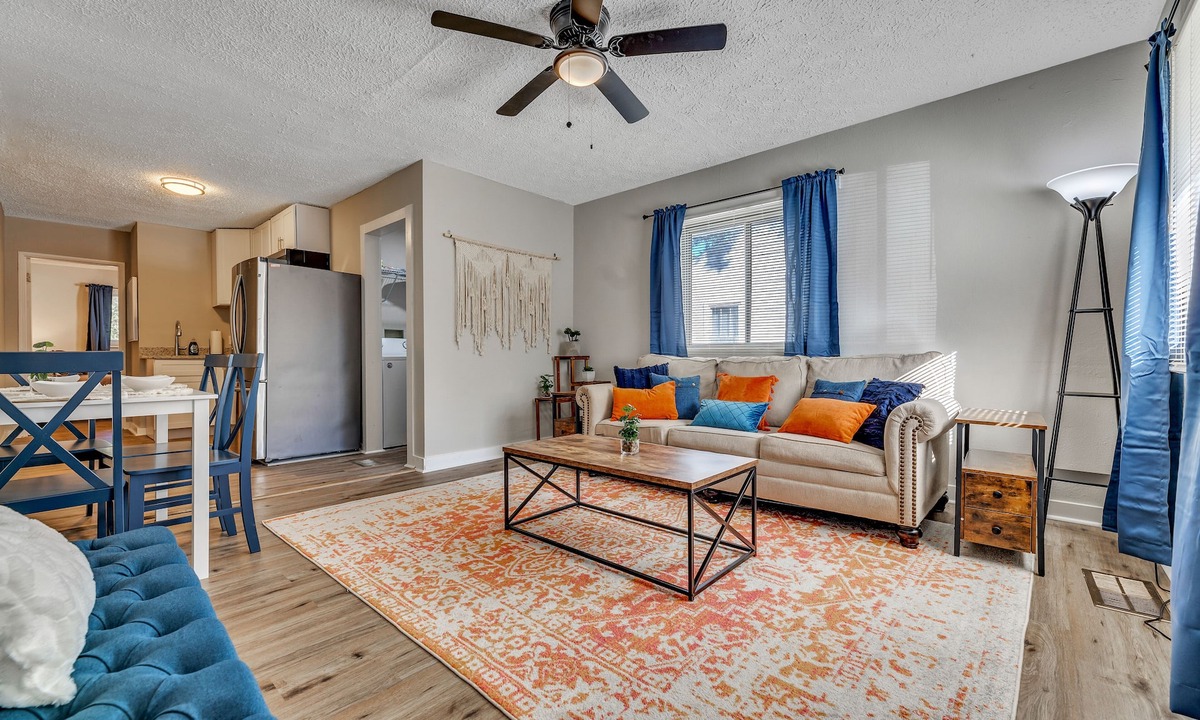 East Point House | Cozy 1BR Near Airport & Stadium