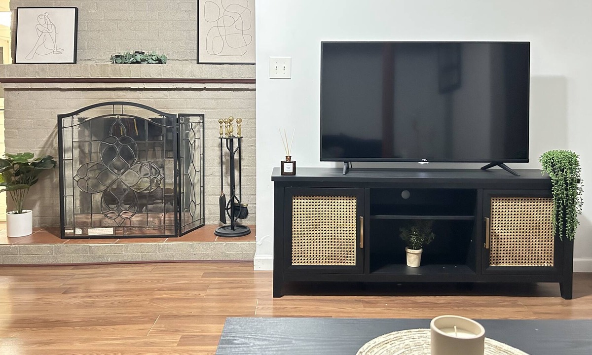 Wethersfield Apartment | Cozy Basement Apartment