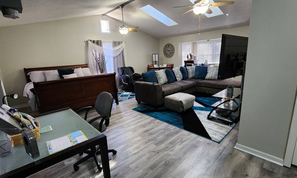 Jonesboro House | Cozy Bungalow Just Outside of Atlanta!
