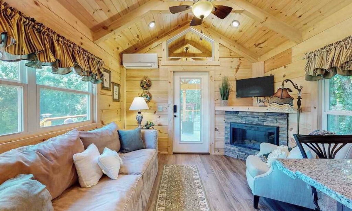 Mars Hill House | Cozy cabin with amazing views, private hot tub, & covered porch. Nearby skiing.