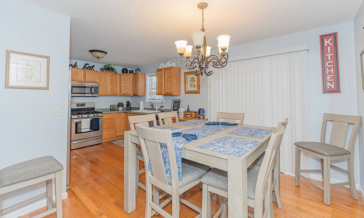 Glens Falls House | Cozy retreat in the heart of the city!