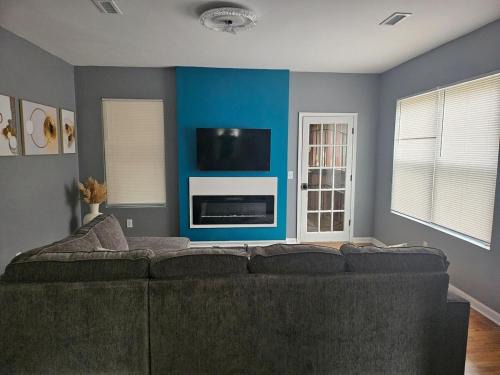 Macon House | Cozy retreat