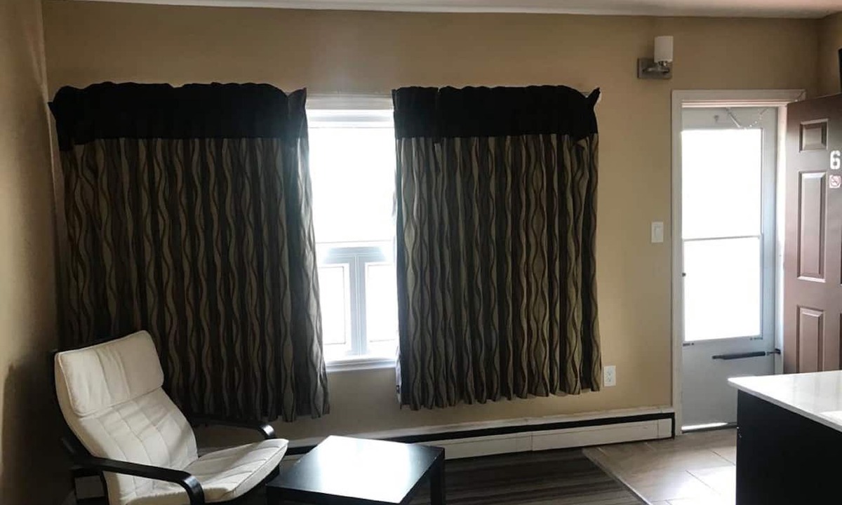 Paris Hotel | Davidson Motel