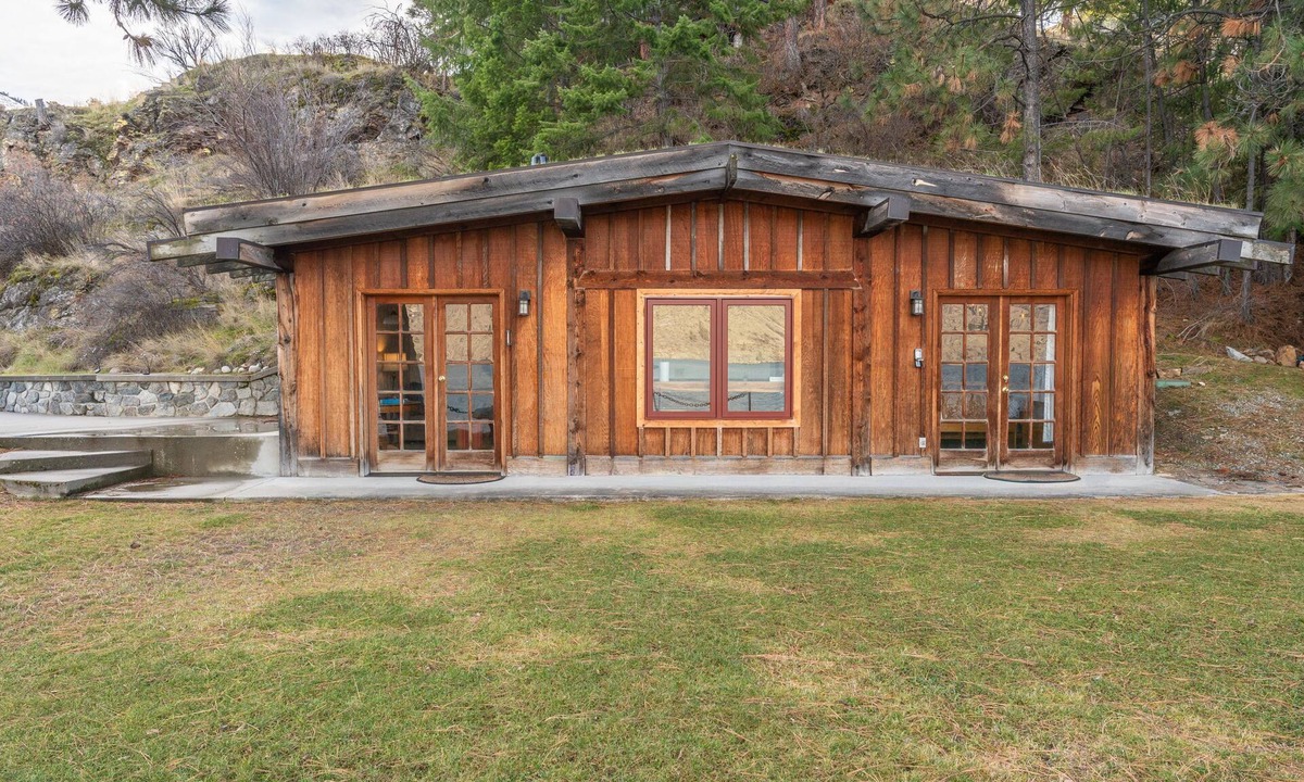 Chelan Cabin | Deep Water Cabin - Secluded Getaway