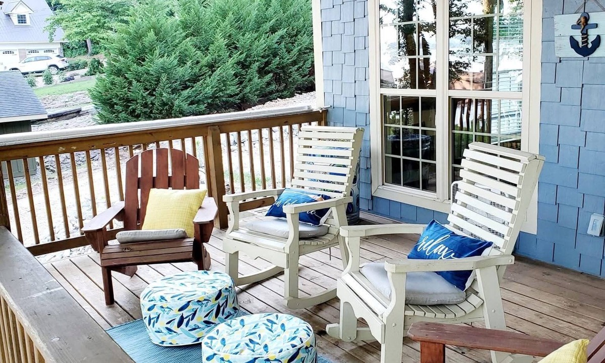 Scottsboro House | Dora Jean's Lake Front Fishing Cabin w/boathouse, on Lake Guntersville Sleeps12